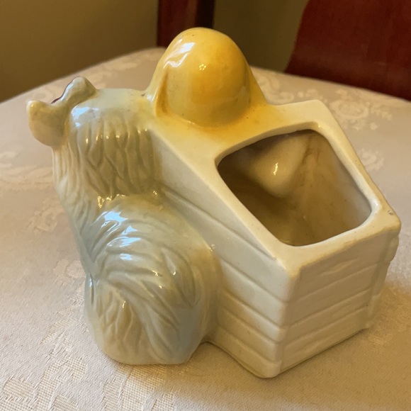 Vintage Shawnee Pottery USA dog puppy ceramic planter with gold trim EUC - Picture 3 of 10